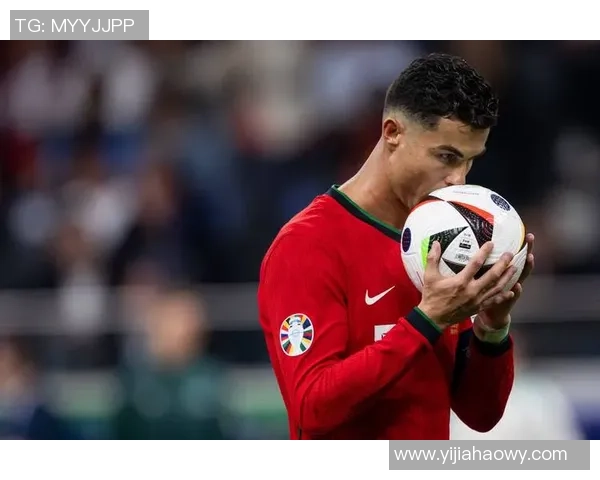 足球明星纷纷转会沙特联赛背后的原因与影响分析 足球明星纷纷转会沙特联赛背后的原因与影响分析